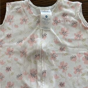 Halo Wildflower Blush Medium (6-12 months) Sleepsack. 100% Cotton. TOG 0.5